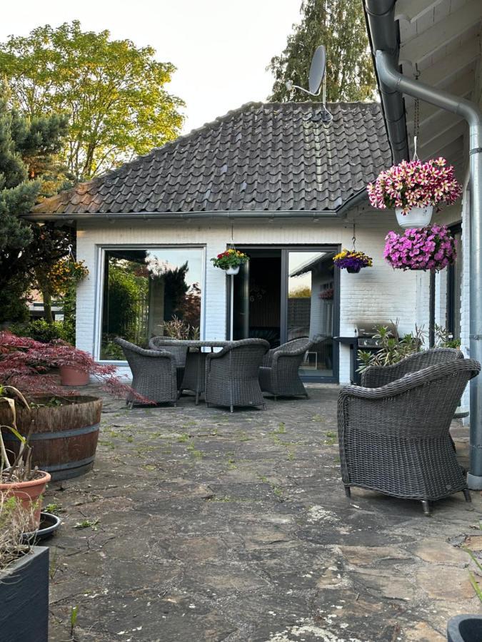 Ferienhaus Entspannung Am Niederrhein - Grosses Helles Haus Mit Kamin Emmerich